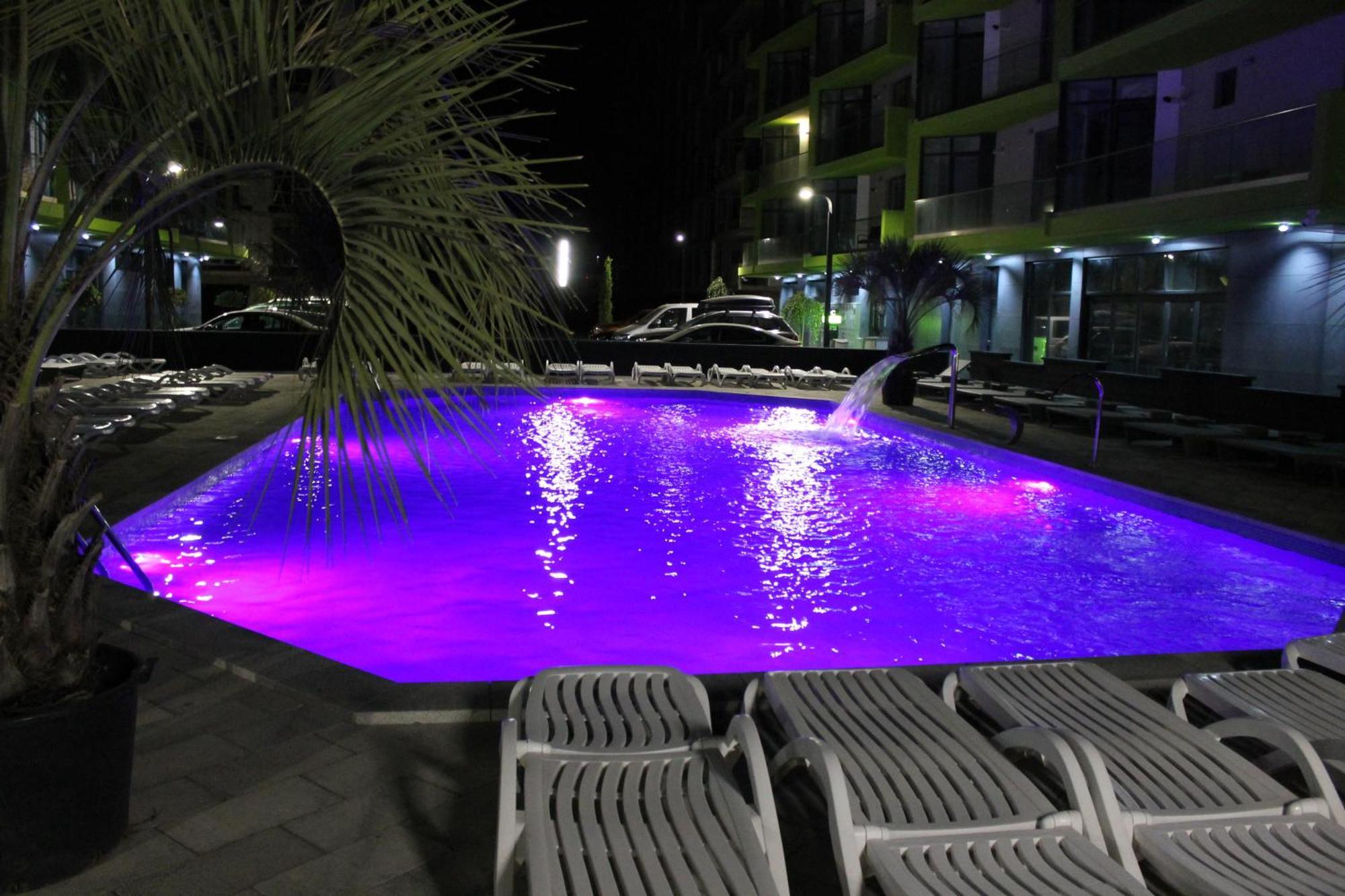 On Beach-Mamaia Residence Năvodari Eksteriør billede