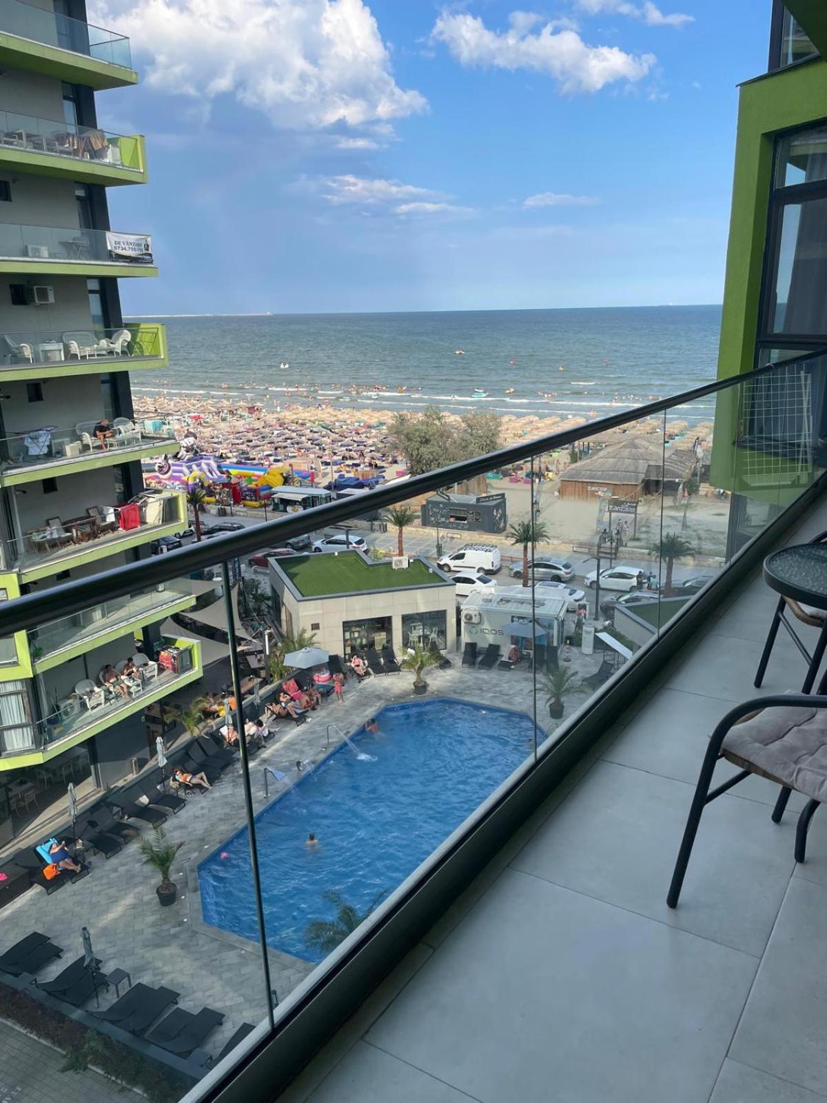 On Beach-Mamaia Residence Năvodari Eksteriør billede