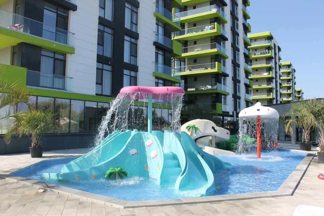 On Beach-Mamaia Residence Năvodari Eksteriør billede